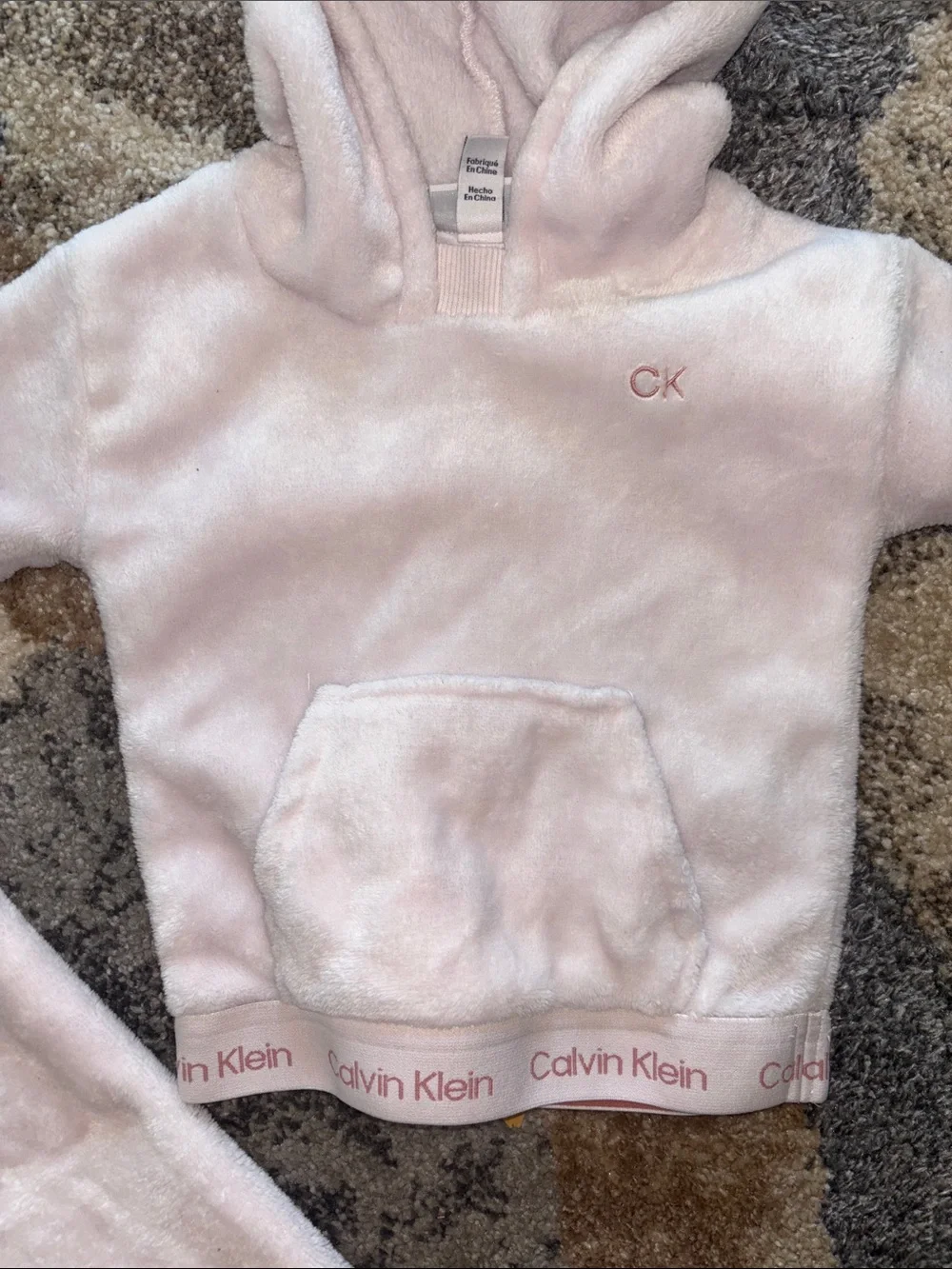 Calvin Klein Baby 18month Light Pink Plush Hoodie & Jogger Set